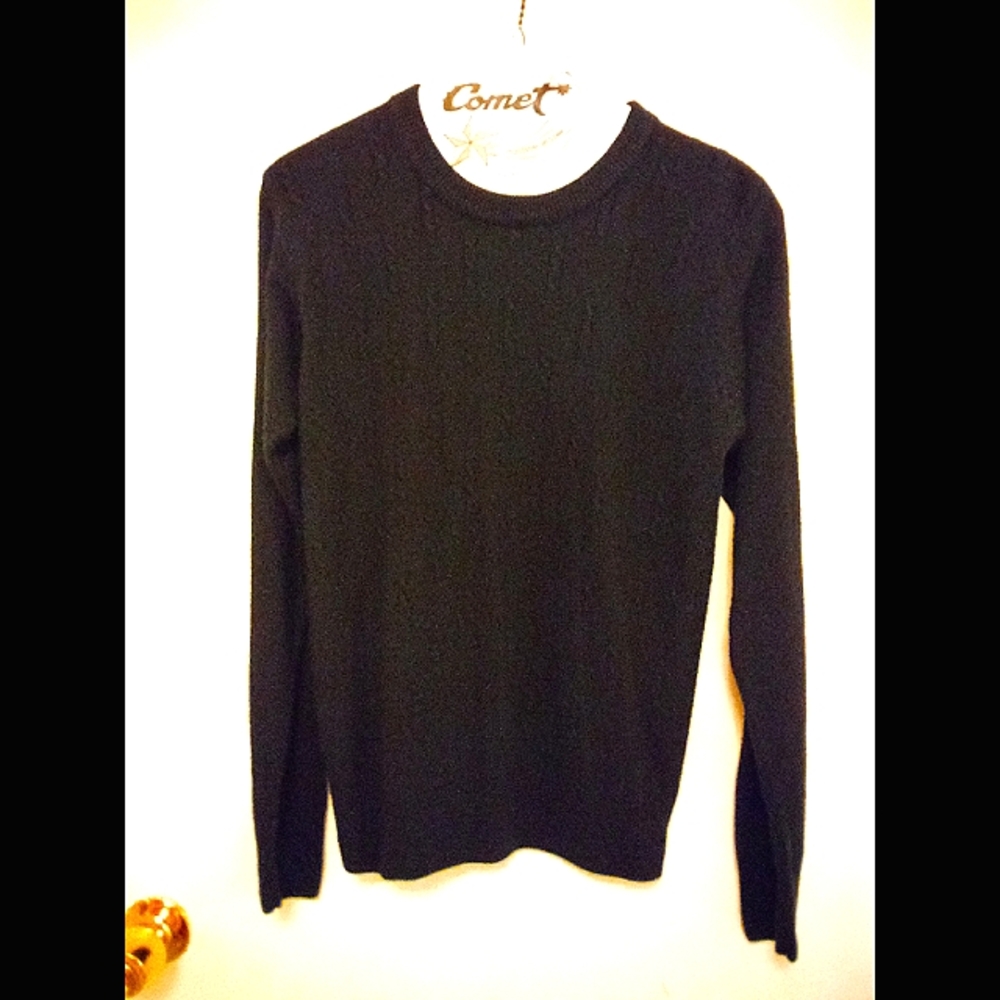Black Lightweight Sweater w/ twist-front detail, Long Sleeve